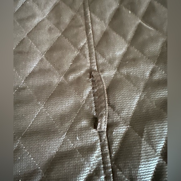 Johnston & Murphy Women’s Quilted faux leather Jacket Zip Front, Polyester. - Picture 4 of 8